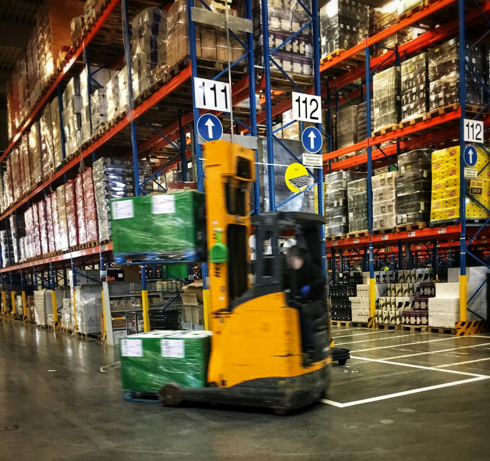Warehouse team coordinating cargo